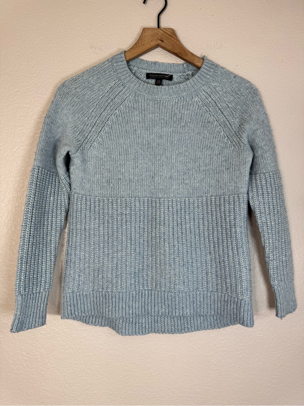 Banana Republic Italian Yarn Wool Knit Sweater Light Blue size XS